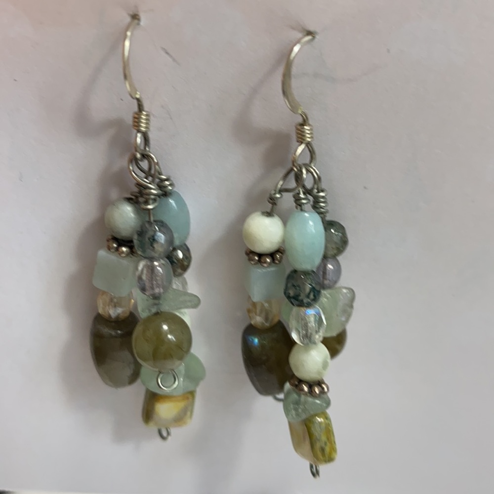 HANDCRAFTED EARRINGS with jade and prehnite gemstones